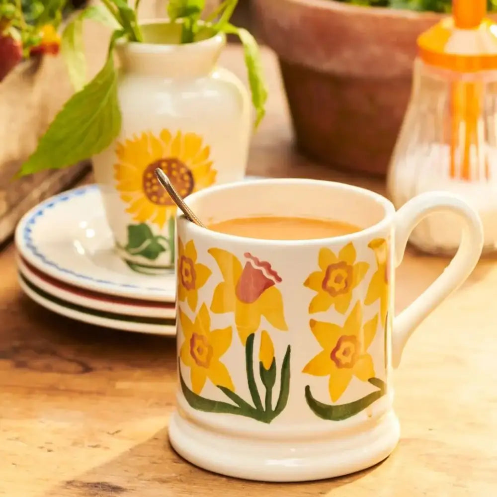 Emma Bridgewater Daffodil 1/2 Pint Mug
