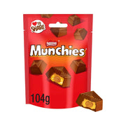 Nestle Munchies Pouch 104g – milk chocolate treats with crunchy biscuit and smooth chocolate filling.