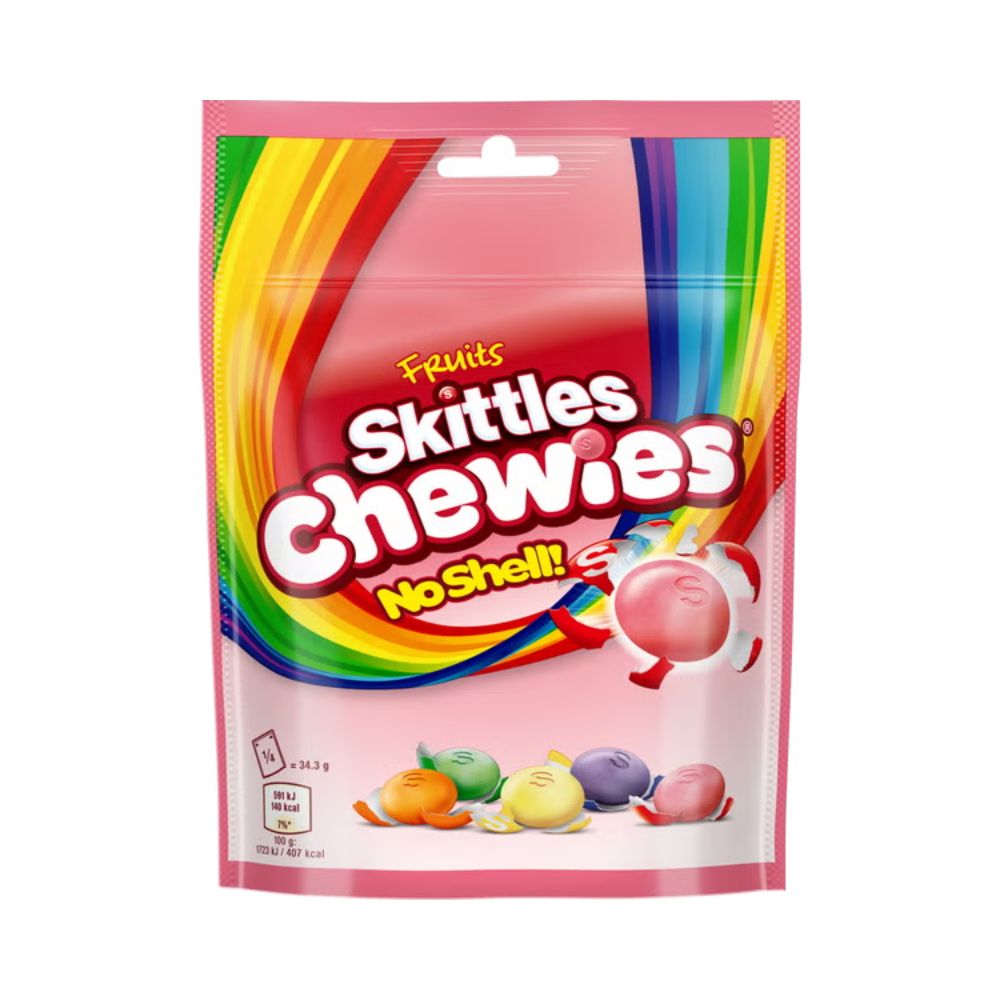 Skittles Chewies Fruit Sweets Pouch 137g – colourful chewy fruit-flavoured sweets in a sharing bag.