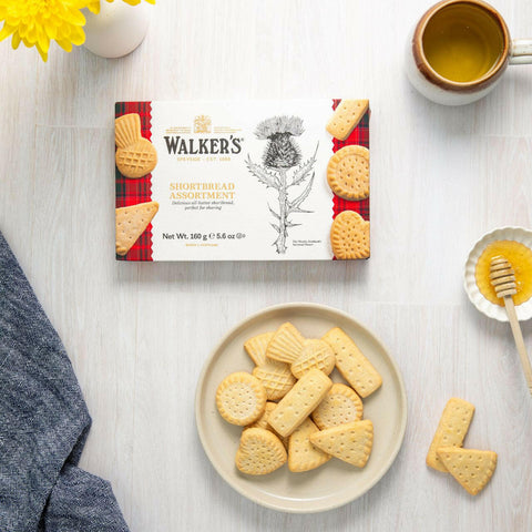 Walkers Shortbread Thistle Flower Mini Assorted 5.6oz - British Food Supplies