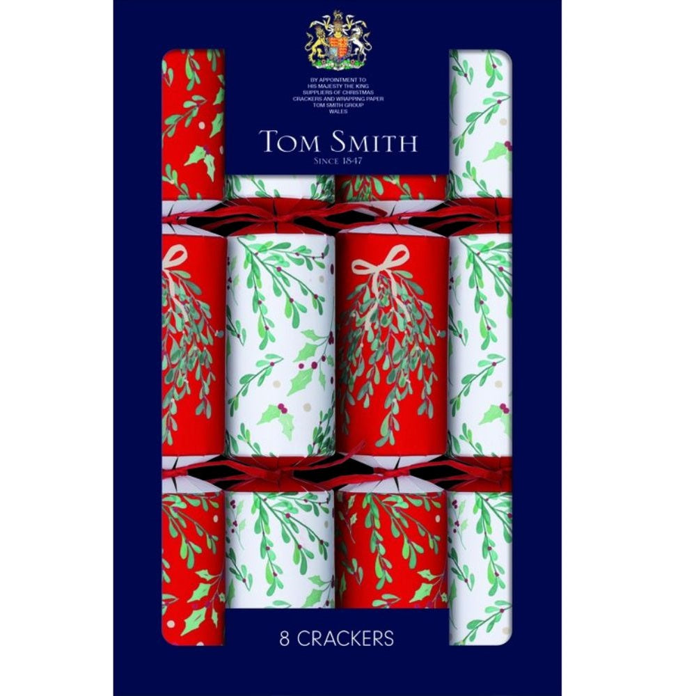 Tom Smith Cracker 8X12.5" - Traditional Family – festive British Christmas cracker set